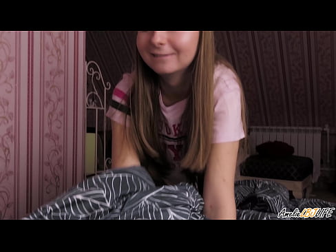 ❤️ Blondie анын BFF анын терең соруп жана анын оозуна сперма алат ☑ Секс видео ky.bsglass.ru ❌❤